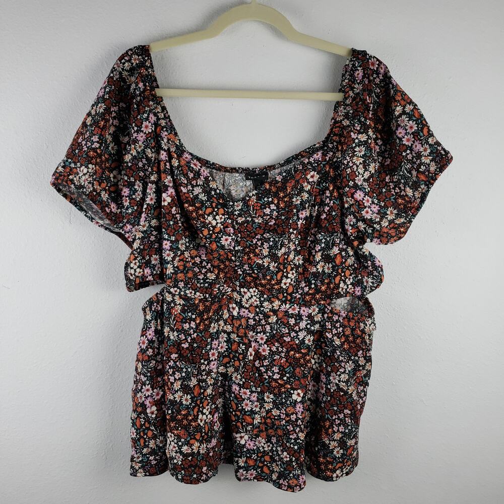 Torrid Women's 1X Side Cutout Babydoll Top Dark Ditzy Floral‎ Flutter Sleeve New